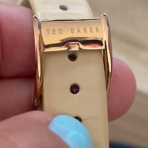 Sold - Picture 5 of 7